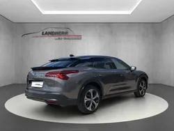 Grau Gebraucht 2024 Citroën C5 X PureTech Limousine | 25.999 € (Superpreis)