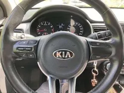 Rot Gebraucht 2018 Kia Rio Limousine | 8.700 € (Fairer Preis)