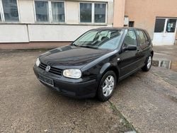 Schwarz Gebraucht 2002 VW Golf IV Limousine | 2.700 € (Teuer)