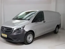 Grau Gebraucht 2022 Mercedes Vito Van / Kleinbus | 18.490 €