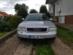 Silber Gebraucht 2000 Audi A6 Limousine | 2.000 € (Fairer Preis)