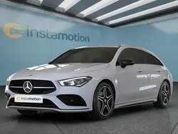 Weiß Gebraucht 2021 Mercedes CLA180 Limousine | 25.749 € (Etwas zu teuer)