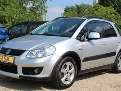 Silber Gebraucht 2007 Suzuki SX4 Club SUV | 4.390 € (Fairer Preis)