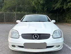 Weiß Gebraucht 2001 Mercedes SLK200 Cabrio | 7.490 € (Etwas zu teuer)
