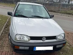 Silber Gebraucht 1994 VW Golf III Kleinwagen | 1.499 €
