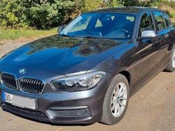 Grau Gebraucht 2018 BMW 118 Kleinwagen | 13.950 € (Guter Preis)