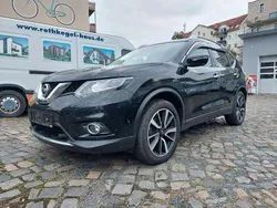 Schwarz Gebraucht 2017 Nissan X-Trail Tekna SUV | 16.880 € (Guter Preis)