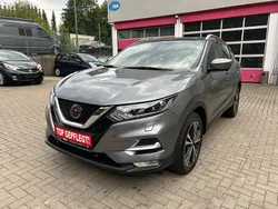 Grau Gebraucht 2018 Nissan Qashqai SUV | 12.500 € (Guter Preis)