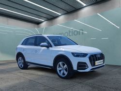 Weiß Gebraucht 2022 Audi Q5 Ambiente SUV | 44.190 € (Fairer Preis)