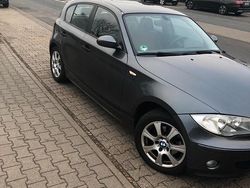 Grau Gebraucht 2006 BMW 116 Kleinwagen | 2.200 €