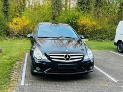 Schwarz Gebraucht 2007 Mercedes R320 Van / Kleinbus | 8.000 € (Fairer Preis)