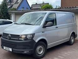 Silber Gebraucht 2016 VW T6 Van | 13.700 €