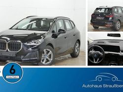 Schwarz Gebraucht 2024 BMW 230e Active Tourer Luxury Line Van / Kleinbus | 39.980 € (Fairer Preis)