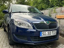Schwarz Gebraucht 2011 Skoda Fabia Family Kombi | 3.790 € (Fairer Preis)
