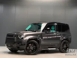 Grau Gebraucht 2022 Land Rover Defender Carpathian Edition SUV | 110.900 € (Fairer Preis)