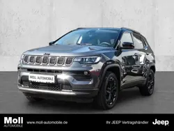 Graphite grey metallic) (grau Gebraucht 2022 Jeep Compass Limited SUV | 31.900 € (Etwas zu teuer)