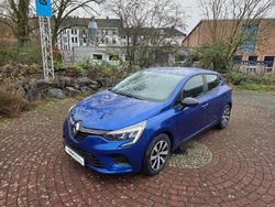 Stahlblau Gebraucht 2023 Renault Clio V Equilibre Limousine | 13.995 € (Fairer Preis)