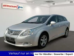 Silber Gebraucht 2011 Toyota Avensis Basis Kombi | 6.199 € (Fairer Preis)