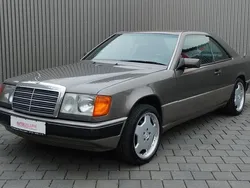 Grau Gebraucht 1991 Mercedes E300 Coupé | 6.000 €