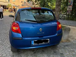Gebraucht 2009 Renault Clio II Expression Limousine | 1.800 € (Etwas zu teuer)