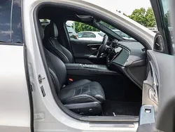 Weiss / polarweiß Gebraucht 2024 Mercedes E220 Advanced Limousine | 53.890 € (Fairer Preis)