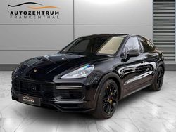 Tiefschwarz Gebraucht 2022 Porsche Cayenne Turbo GT Chrono SUV | 110.990 € (Fairer Preis)