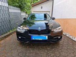 Schwarz Gebraucht 2016 BMW 318 Advantage Kombi | 8.500 € (Guter Preis)