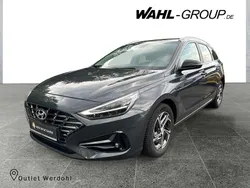 Grau Gebraucht 2024 Hyundai i30 Select Kombi | 20.780 € (Fairer Preis)