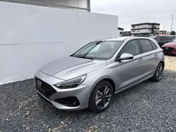 Shimmering silver r2t Neu 2025 Hyundai i30 Edition Limousine | 20.450 € (Fairer Preis)