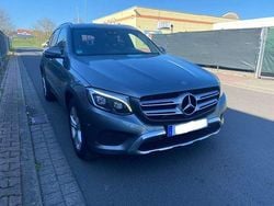 Grau Gebraucht 2017 Mercedes GLC220 Exclusive SUV | 19.500 € (Fairer Preis)