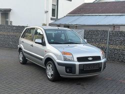 Silber Gebraucht 2010 Ford Fusion Kleinwagen | 3.999 € (Etwas zu teuer)