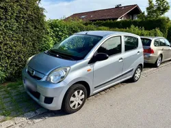 Grau Gebraucht 2010 Daihatsu Cuore Kleinwagen | 1.200 € (Fairer Preis)