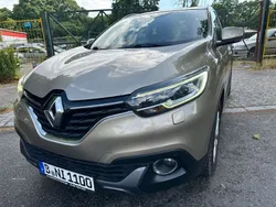 Beige Gebraucht 2016 Renault Kadjar Experience SUV | 12.900 € (Fairer Preis)