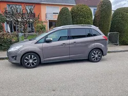 Grau Gebraucht 2014 Ford Grand C-Max Van / Kleinbus | 9.199 € (Etwas zu teuer)