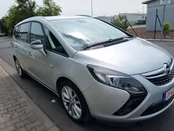 Silber Gebraucht 2016 Opel Zafira Tourer Innovation Van / Kleinbus | 7.400 € (Guter Preis)