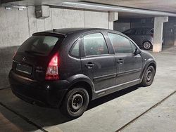 Schwarz Gebraucht 2006 Citroën C3 VTR Sport Limousine | 2.200 € (Etwas zu teuer)