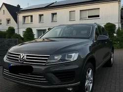 Grau Gebraucht 2016 VW Touareg SUV | 16.000 €