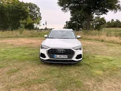 Weiß Gebraucht 2020 Audi Q3 Advanced SUV | 25.100 € (Guter Preis)