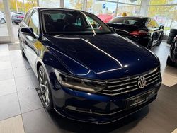 Blau Gebraucht 2017 VW Passat Highline Limousine | 14.300 € (Guter Preis)