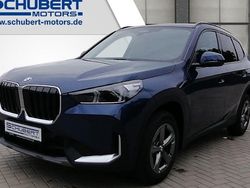 Blau Gebraucht 2025 BMW X1 Performance SUV | 38.440 € (Fairer Preis)