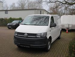 Weiß Gebraucht 2017 VW Transporter Van | 16.900 €
