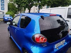 Blau Gebraucht 2011 Toyota Aygo City Kleinwagen | 2.150 € (Guter Preis)
