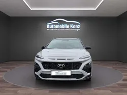 Atlas grau Gebraucht 2021 Hyundai Kona N Line SUV | 20.200 € (Fairer Preis)