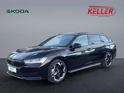 Onyxschwarz metallic Neu 2025 Skoda Superb SportLine Kombi | 57.990 € (Teuer)
