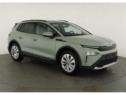 Timiano grün Gebraucht 2025 Skoda Elroq Loft SUV | 37.256 € (Guter Preis)