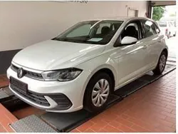 Weiß Gebraucht 2024 VW Polo Life Limousine | 16.908 € (Guter Preis)
