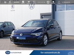 Blau Gebraucht 2023 VW Golf VIII R-line Limousine | 25.980 € (Guter Preis)