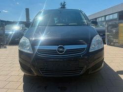 Schwarz Gebraucht 2010 Opel Zafira Edition Van / Kleinbus | 4.999 € (Teuer)