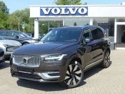 Platinum grey Gebraucht 2024 Volvo XC90 Plus SUV | 62.900 € (Fairer Preis)