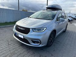 Silber Gebraucht 2022 Chrysler Pacifica SUV | 32.499 € (Fairer Preis)
